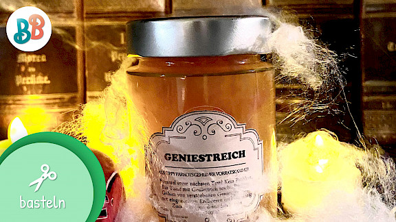 Unheimliche Einmachgläser basteln | Halloween-Bastelideen für Kinder