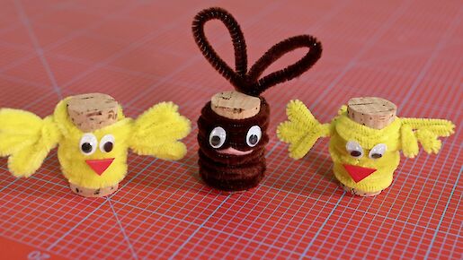 Lustige Osterfiguren aus Korken