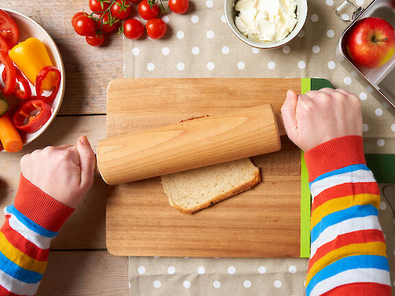 Schritt 1: Brot plätten